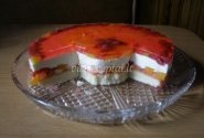 Biskvitinis vaisinis tortas