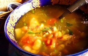Pupelių sriuba su daržovėmis