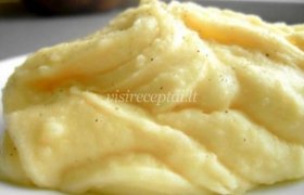 Bulvių košė su sūriu