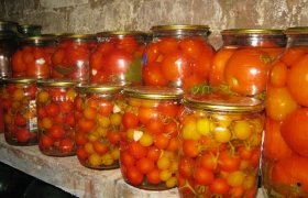 Marinuoti pomidorai su imbieru