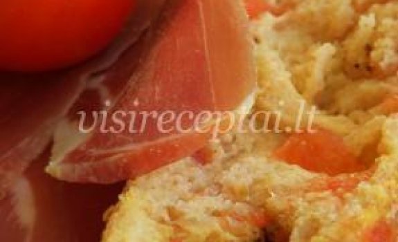Duona su pomidorais