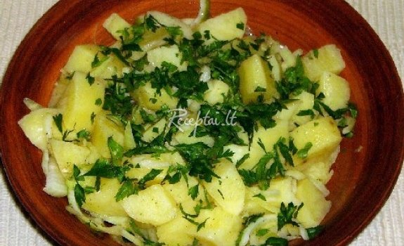Bulvių salotos su svogūnais